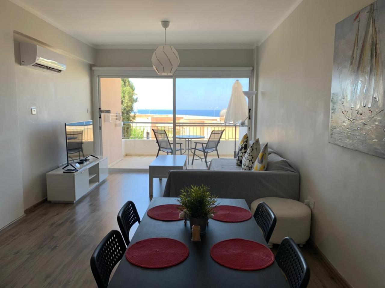 Kings Palace - Modern And Stylish 1 Bedroom Apartment Paphos Exterior foto