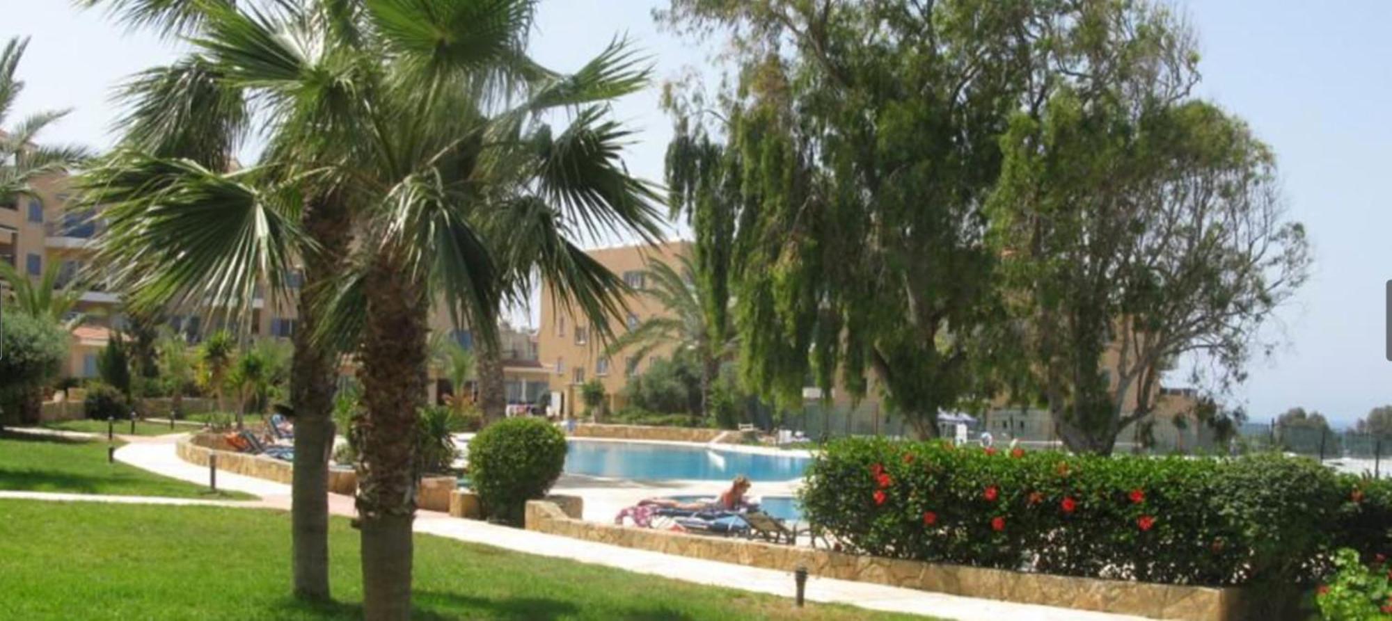 Kings Palace - Modern And Stylish 1 Bedroom Apartment Paphos Exterior foto